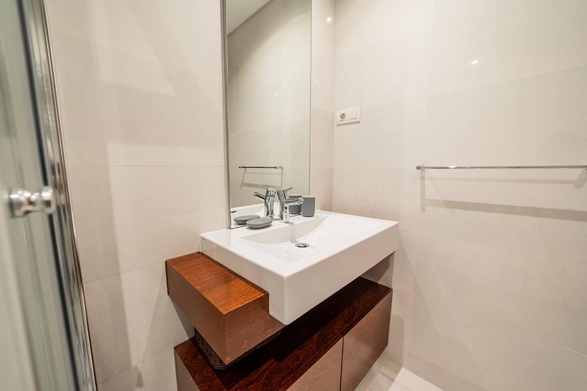 Modern Cedofeita By Hosty Apartment Porto Exterior photo